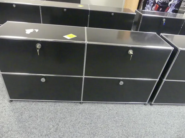 USM Haller - Sideboard, schwarz Maße in cm ca. 153 x 38 x 74